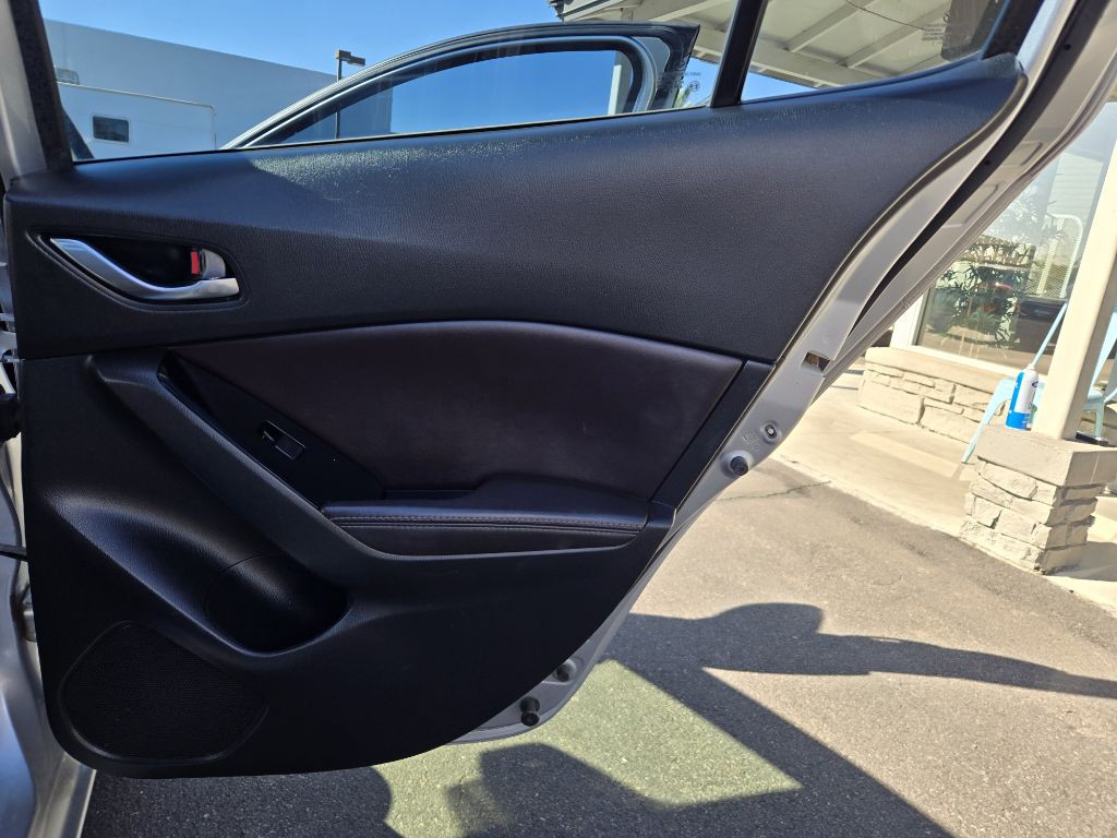 2017 Mazda Mazda3 Image 16