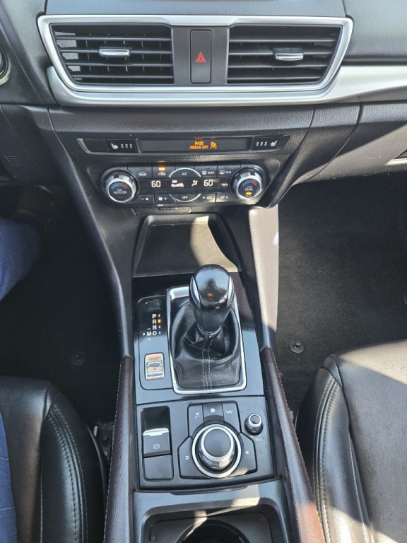 2017 Mazda Mazda3 Image 23