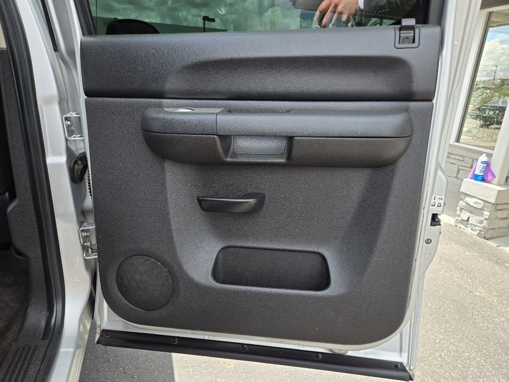 2011 Chevrolet Silverado 1500 Image 13