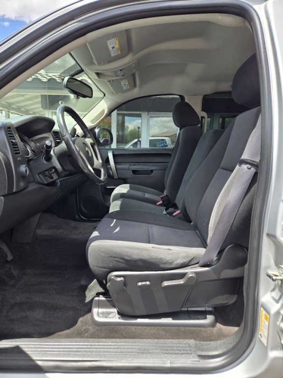 2011 Chevrolet Silverado 1500 Image 15
