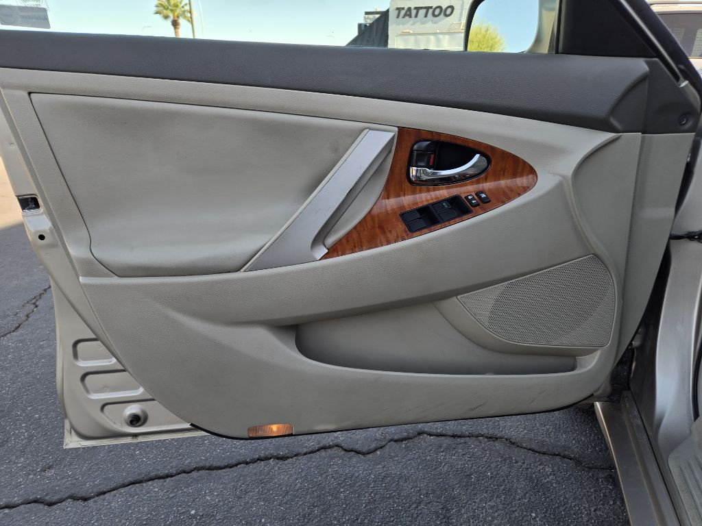2008 Toyota Camry Image 9
