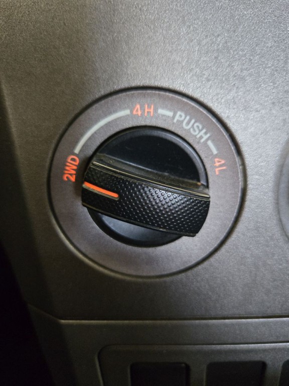 2010 Toyota Tundra Image 22