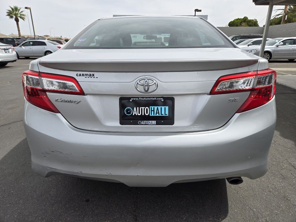 2013 Toyota Camry Image 4