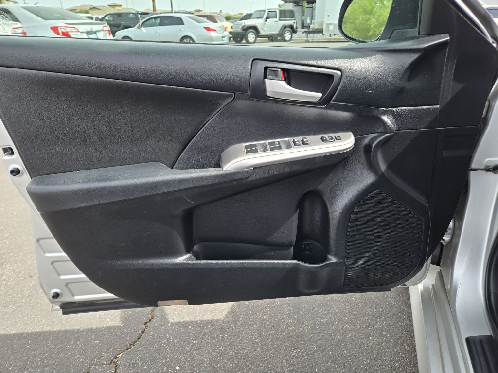 2013 Toyota Camry Image 7
