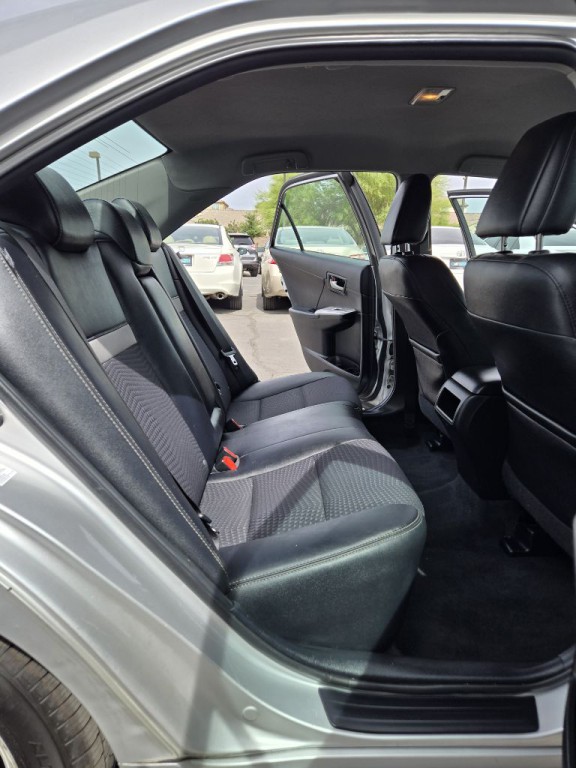 2013 Toyota Camry Image 11