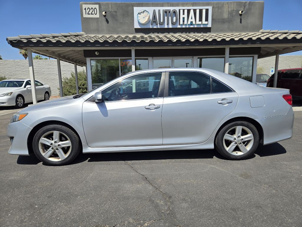 2013 Toyota Camry Image 21