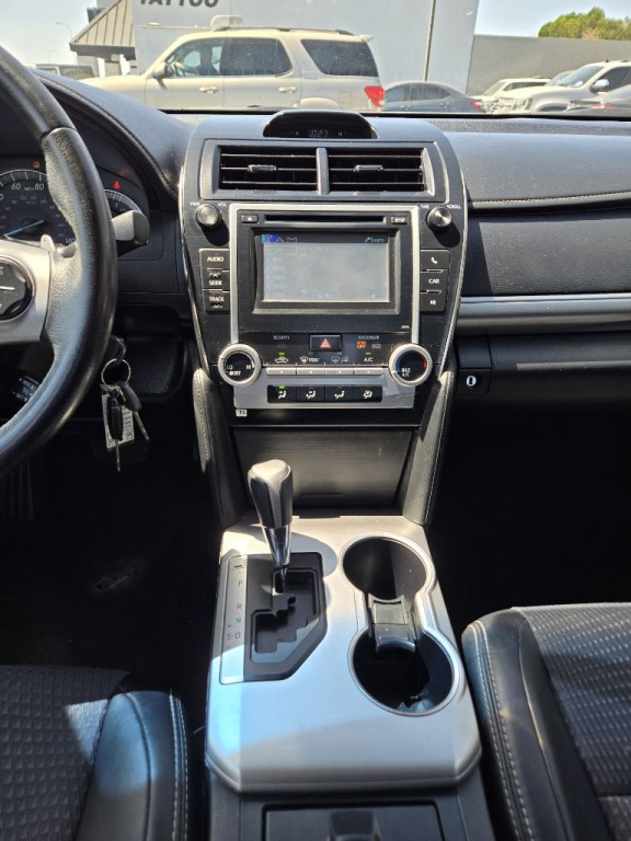 2013 Toyota Camry Image 31