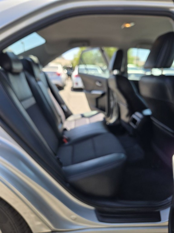 2013 Toyota Camry Image 35