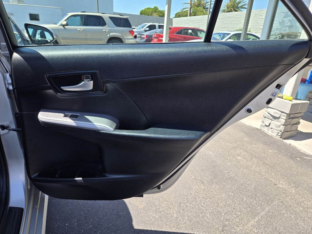 2013 Toyota Camry Image 37