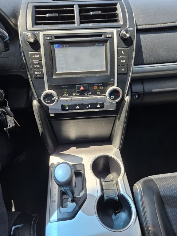 2013 Toyota Camry Image 42