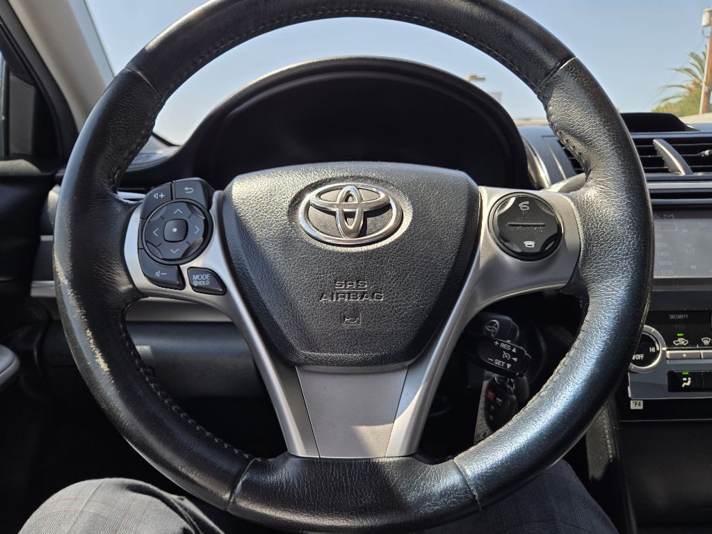 2013 Toyota Camry Image 45
