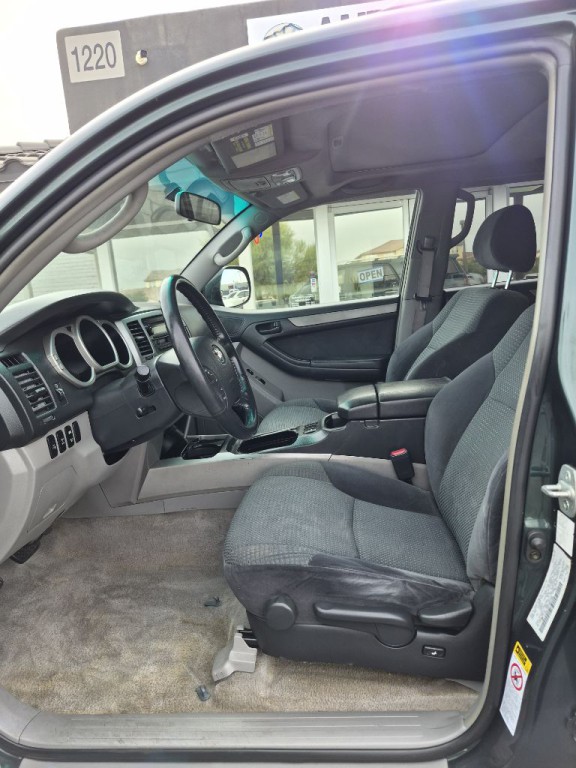 2003 Toyota 4Runner Image 9