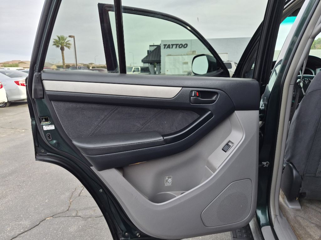 2003 Toyota 4Runner Image 13