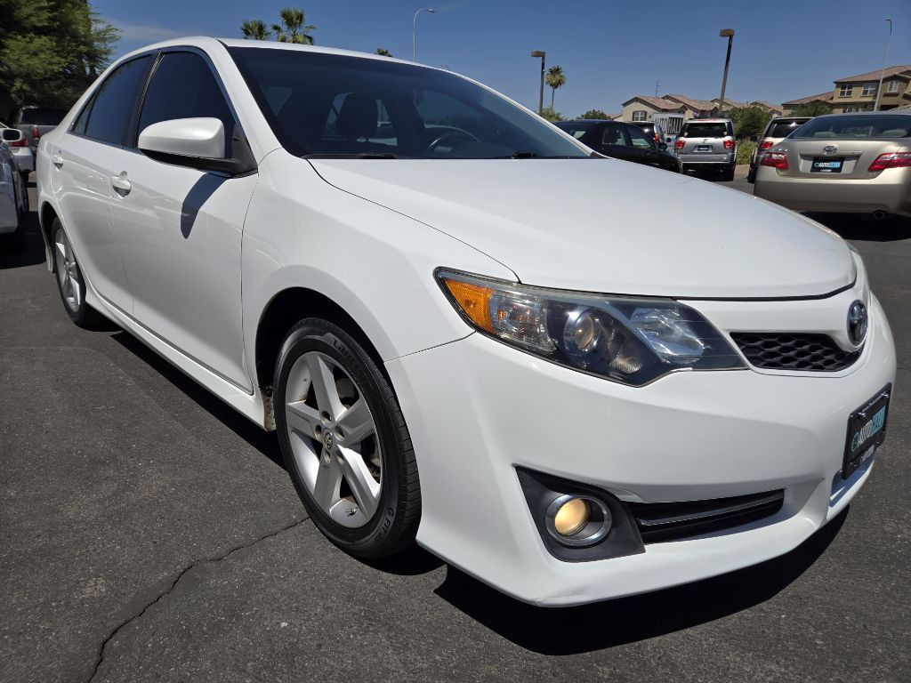 2014 Toyota Camry Image 7