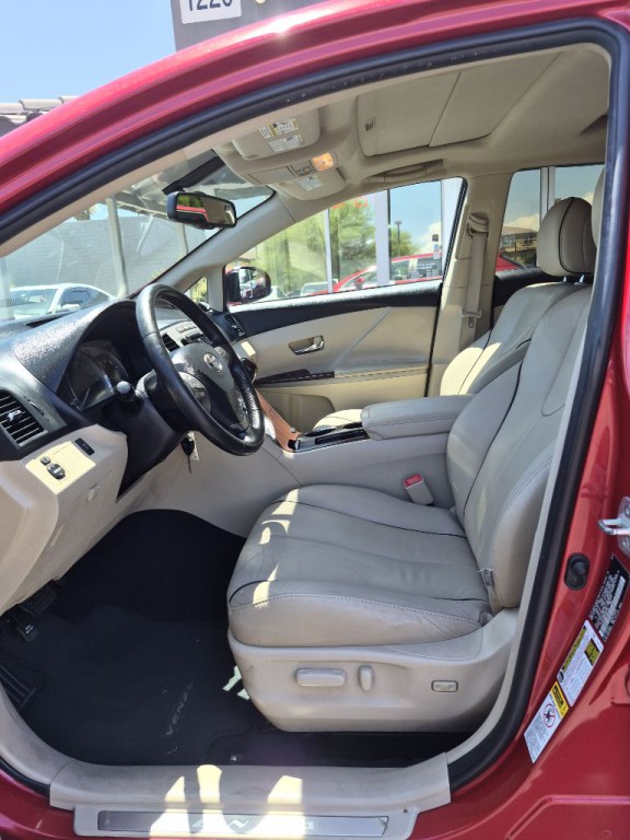 2010 Toyota Venza Image 9
