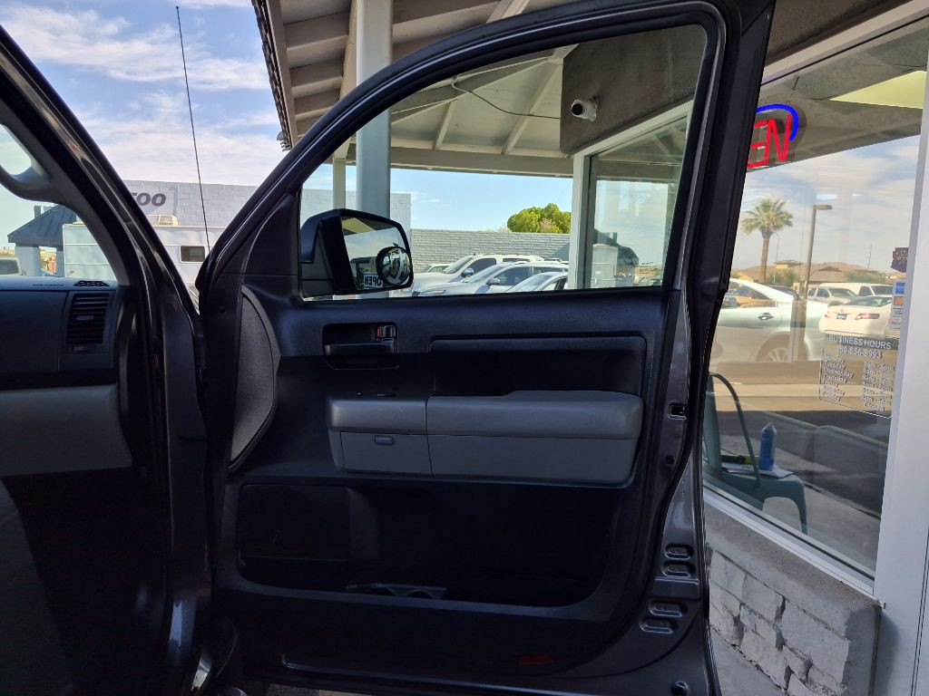 2012 Toyota Tundra Image 16