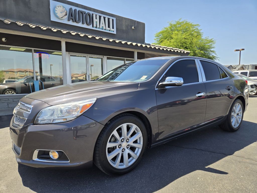2013 Chevrolet Malibu Image 1