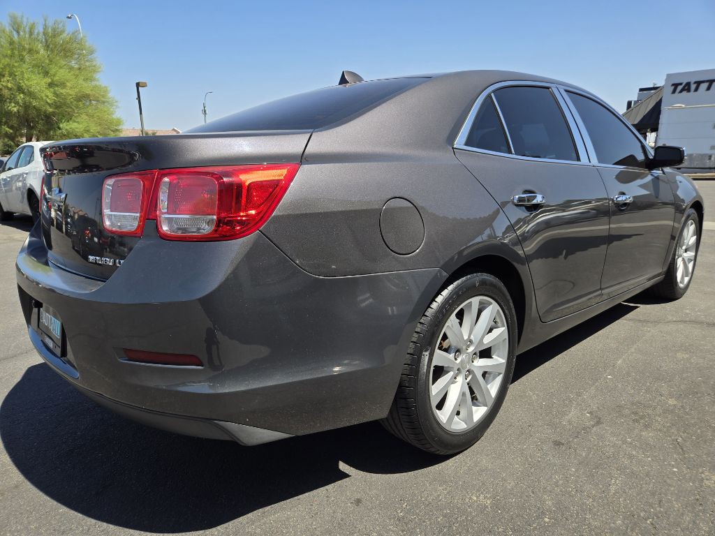2013 Chevrolet Malibu Image 5