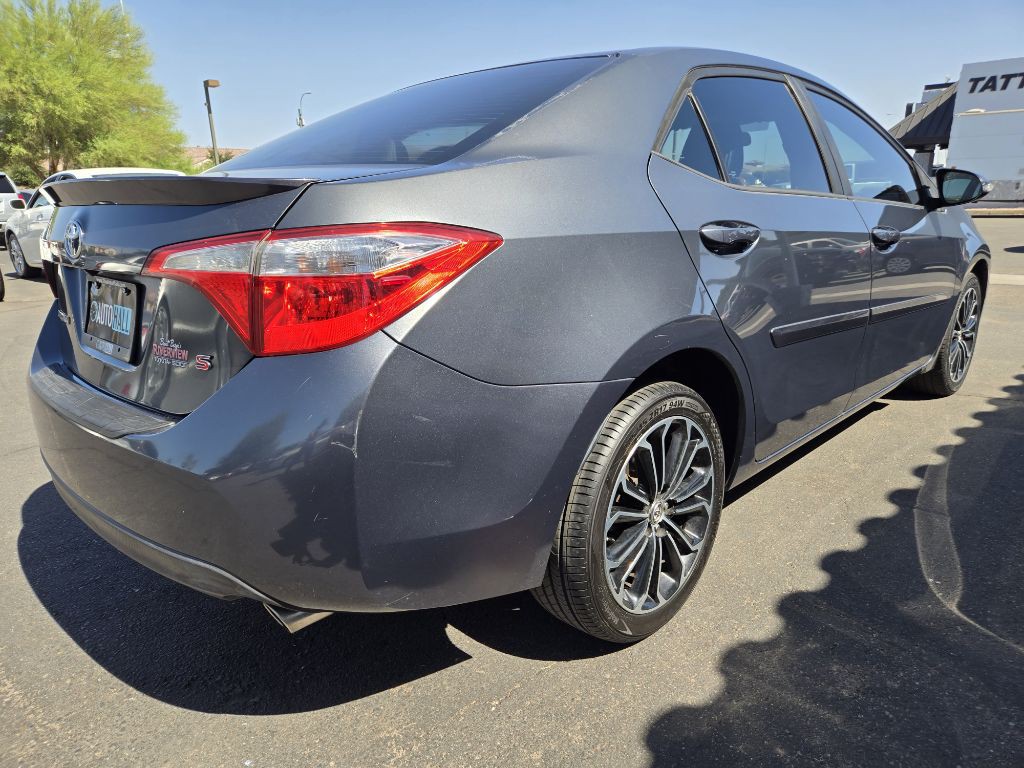 2015 Toyota Corolla Image 5