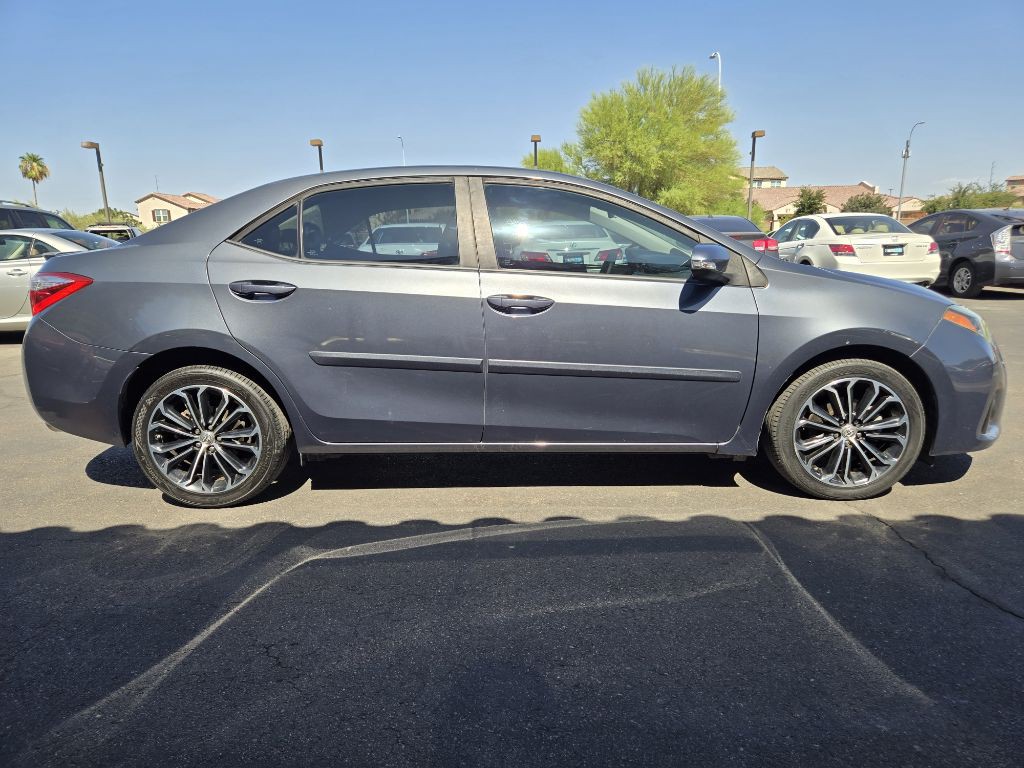 2015 Toyota Corolla Image 6