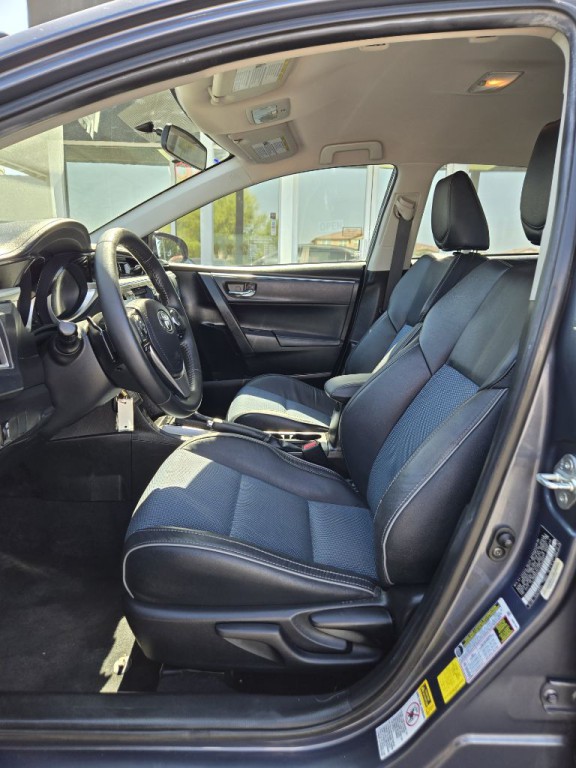 2015 Toyota Corolla Image 9