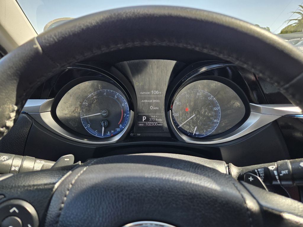 2015 Toyota Corolla Image 19
