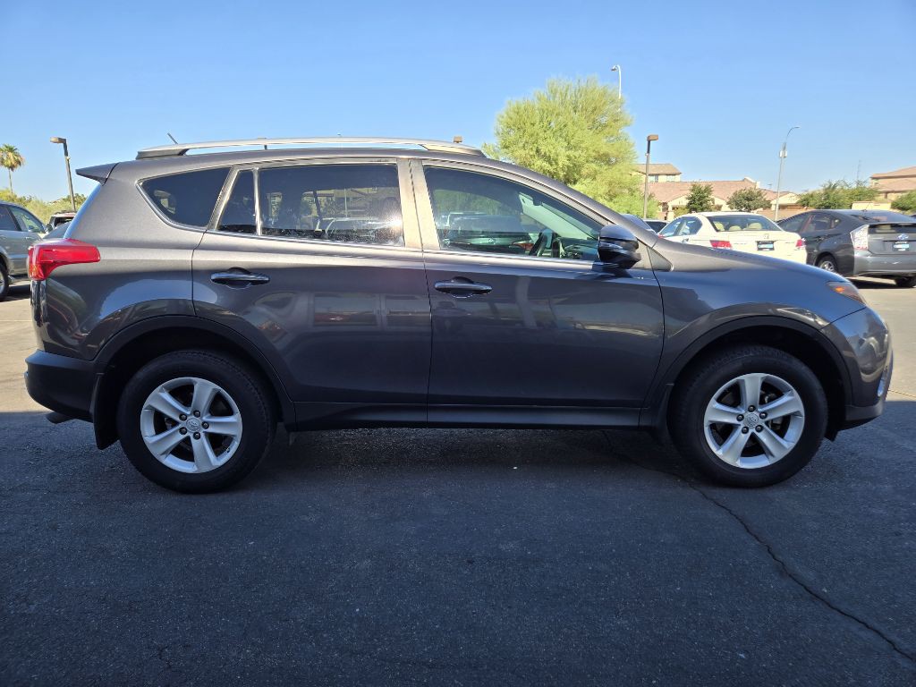 2014 Toyota Rav4 Image 6