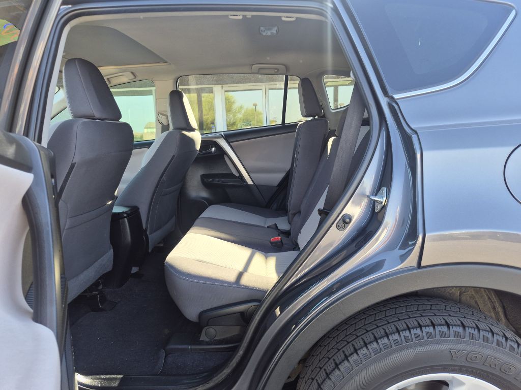 2014 Toyota Rav4 Image 10