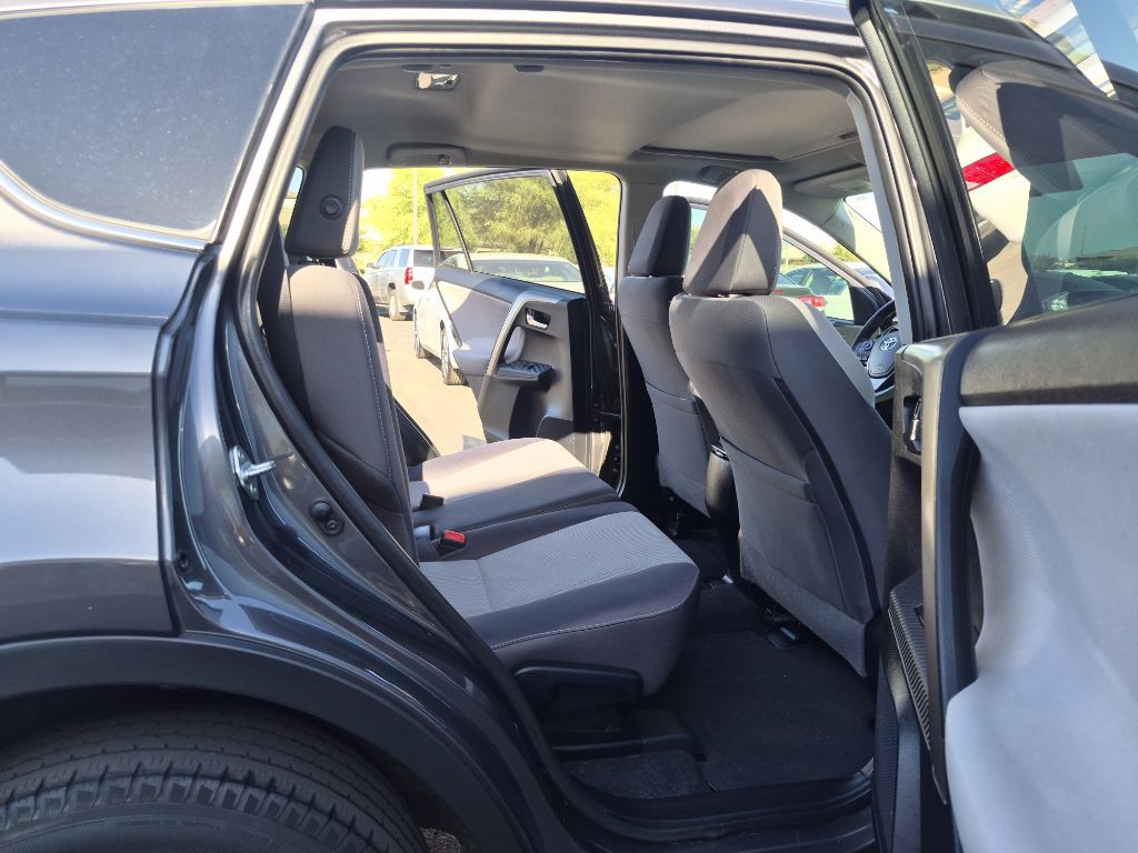 2014 Toyota Rav4 Image 23