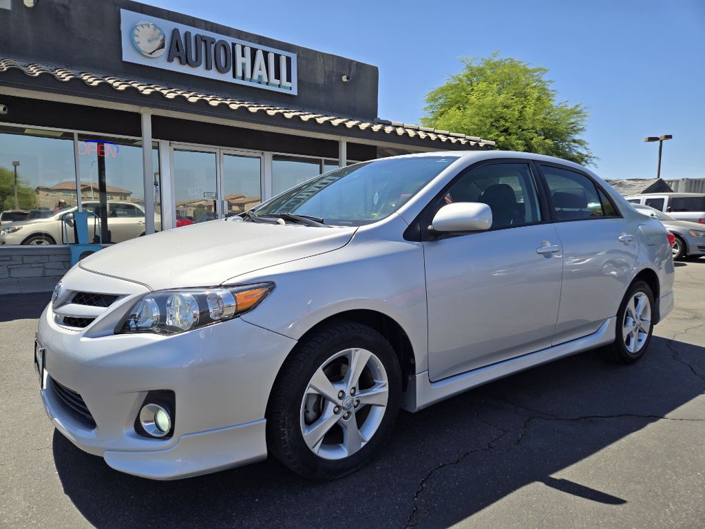 2011 Toyota Corolla Image 1
