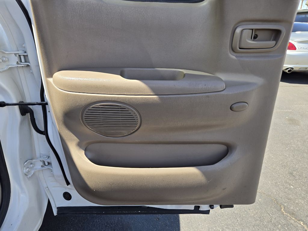 2003 Toyota Tundra Image 20