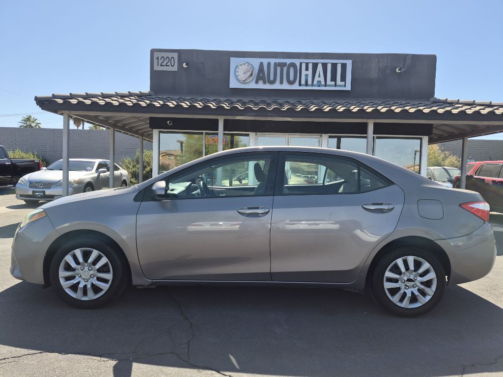 2016 Toyota Corolla Image 2