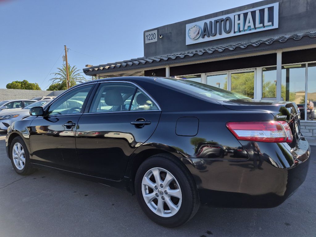 2011 Toyota Camry Image 3