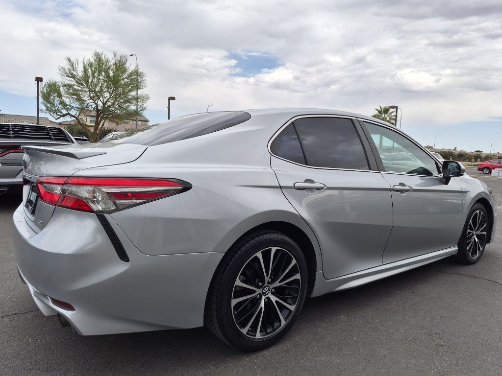 2018 Toyota Camry Image 5