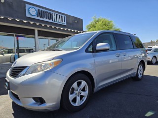 Image for 2011 Toyota Sienna LE ID: 7520072