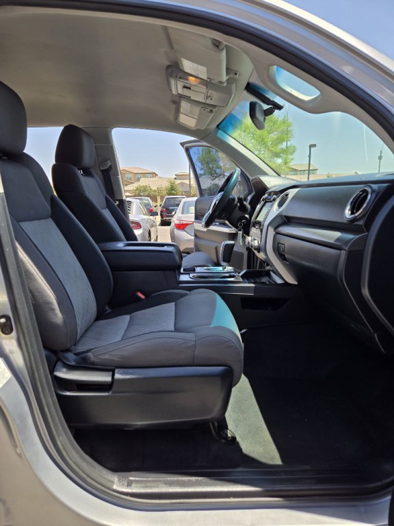 2016 Toyota Tundra Image 15