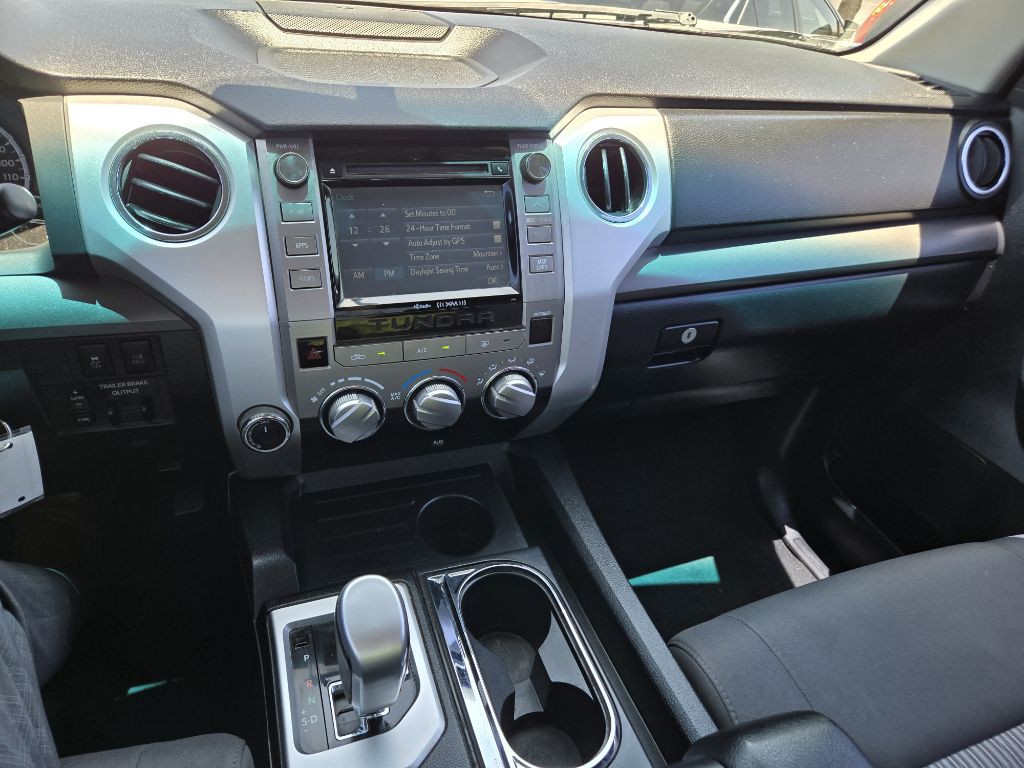 2016 Toyota Tundra Image 18