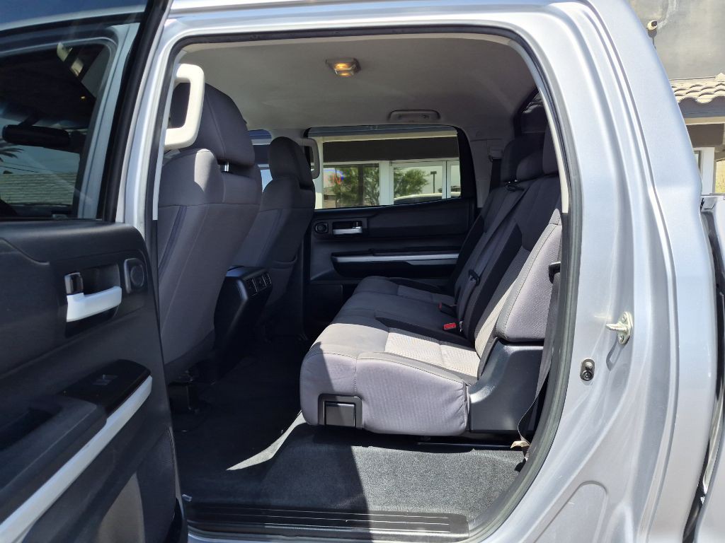 2016 Toyota Tundra Image 24