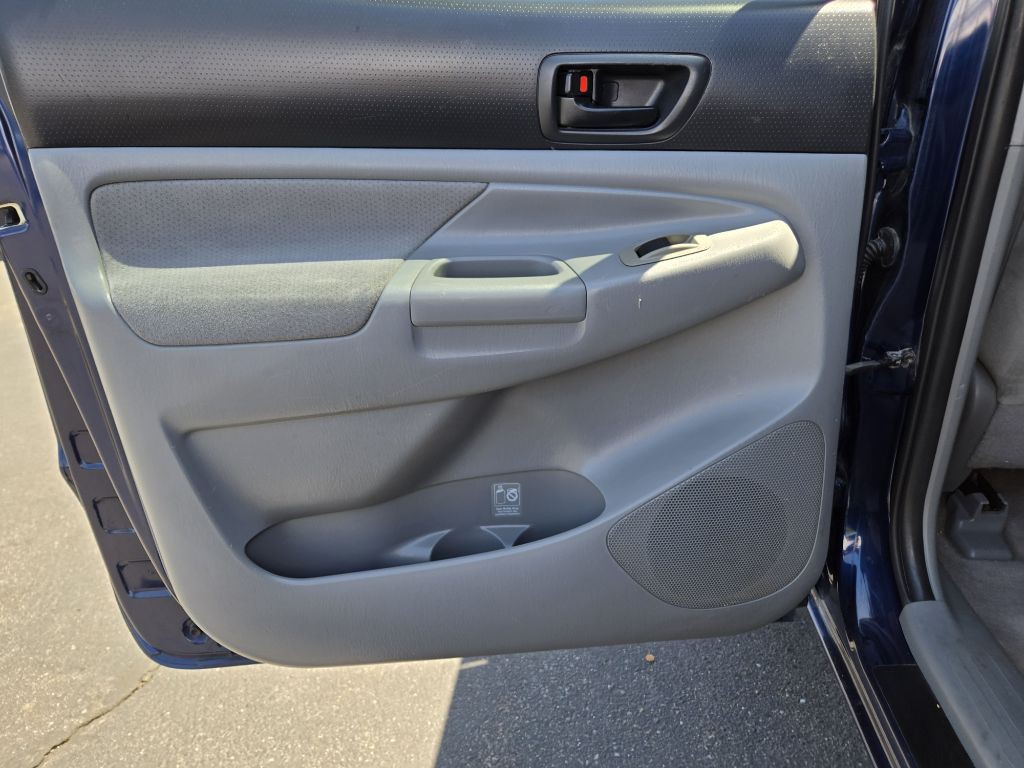 2007 Toyota Tacoma Image 10