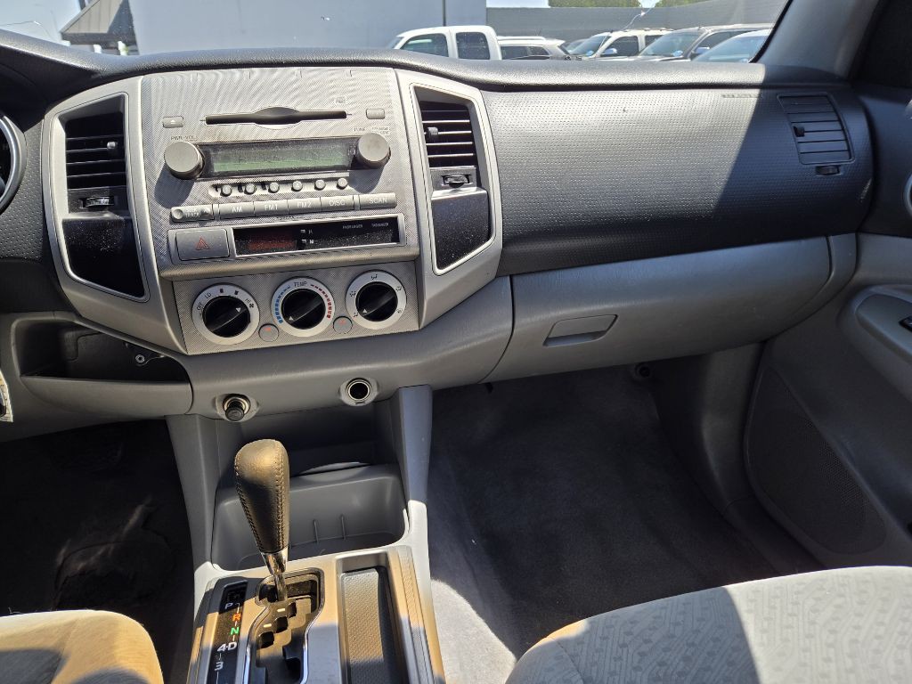 2007 Toyota Tacoma Image 15