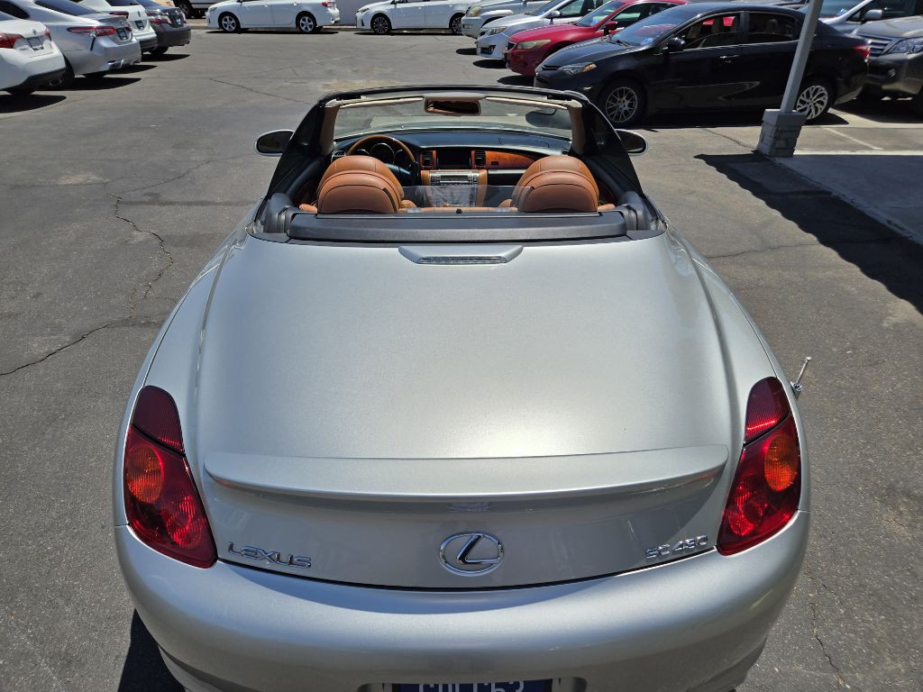 2002 Lexus SC Image 9