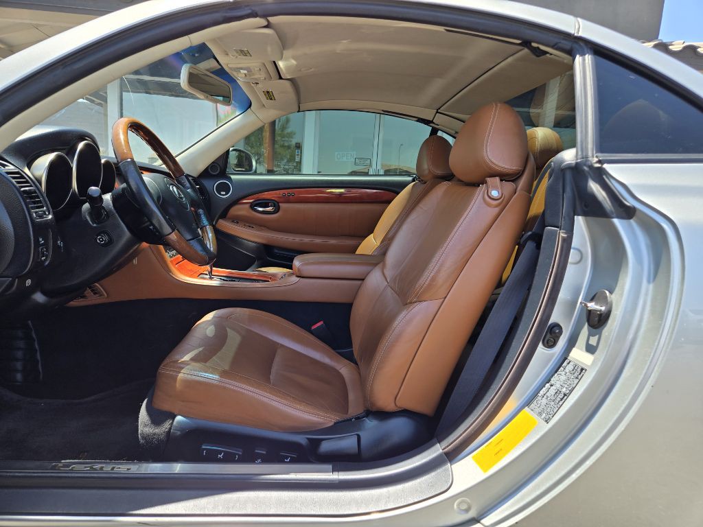 2002 Lexus SC Image 13
