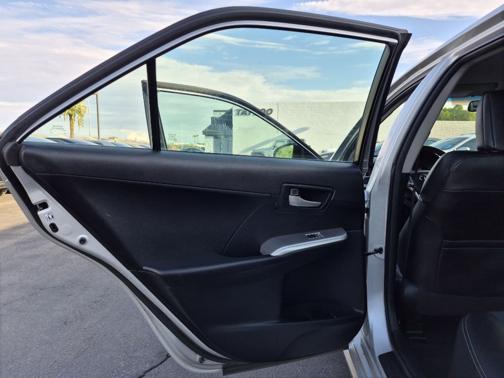 2012 Toyota Camry Image 14