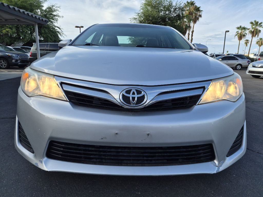 2012 Toyota Camry Image 7