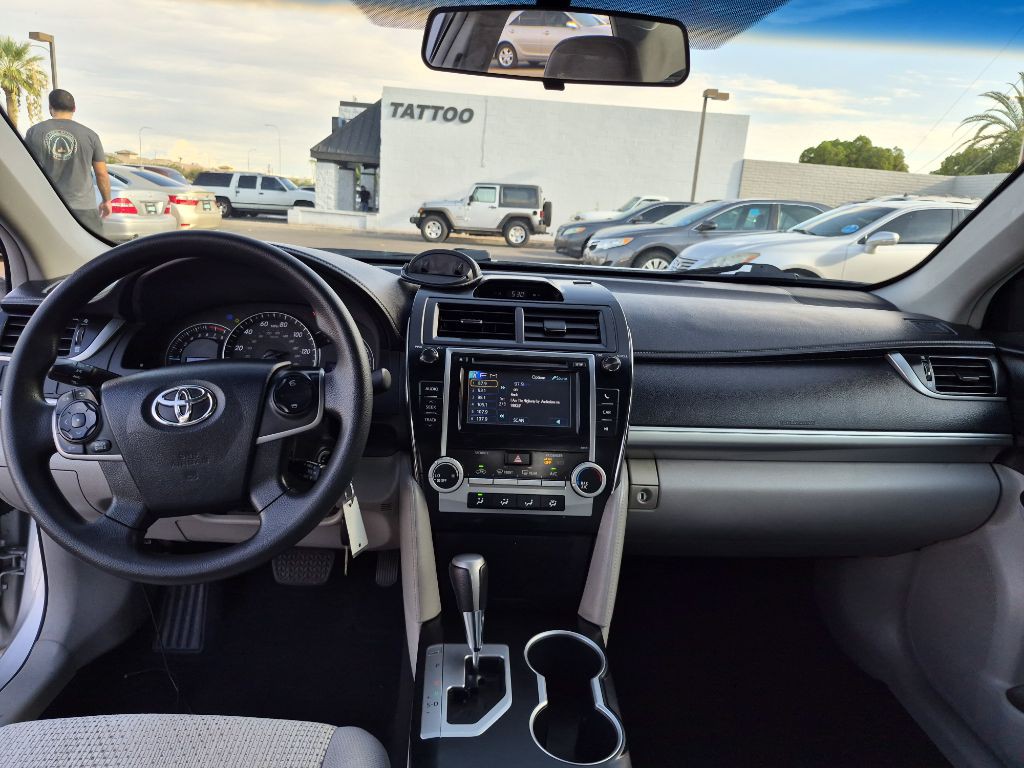 2012 Toyota Camry Image 14