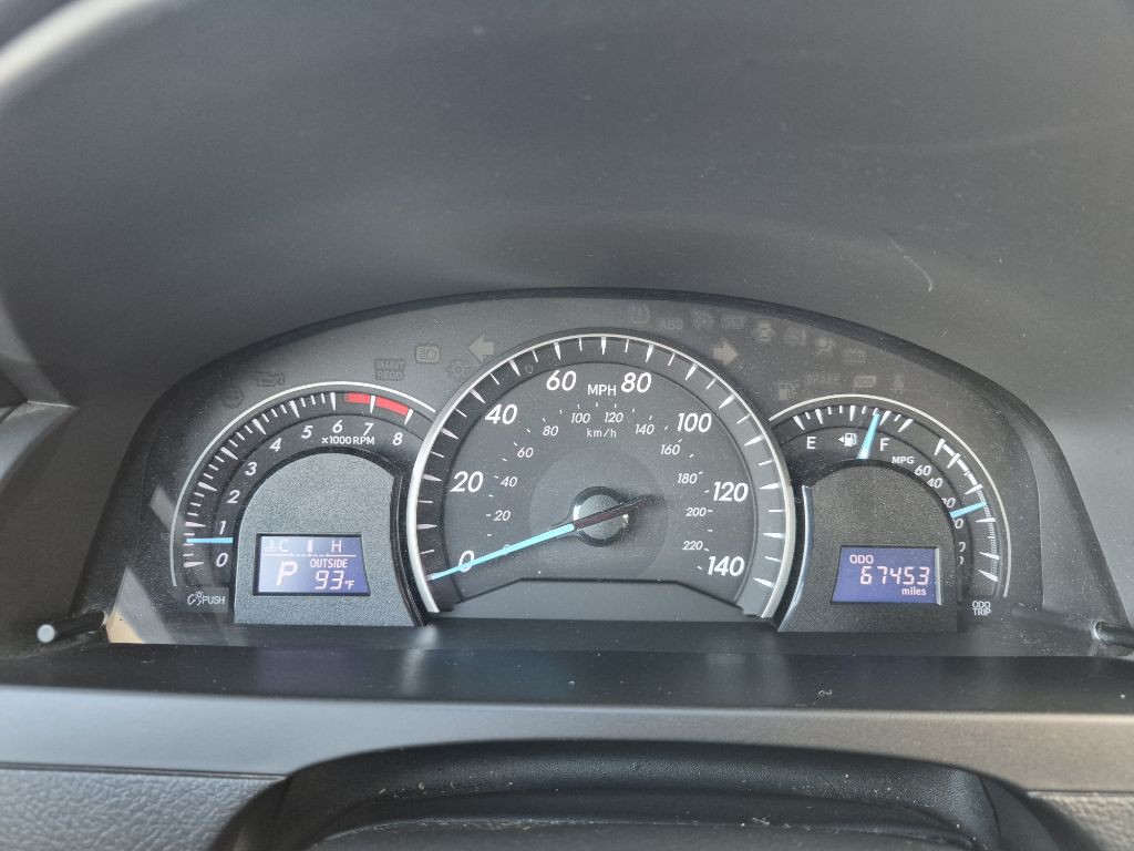2012 Toyota Camry Image 15