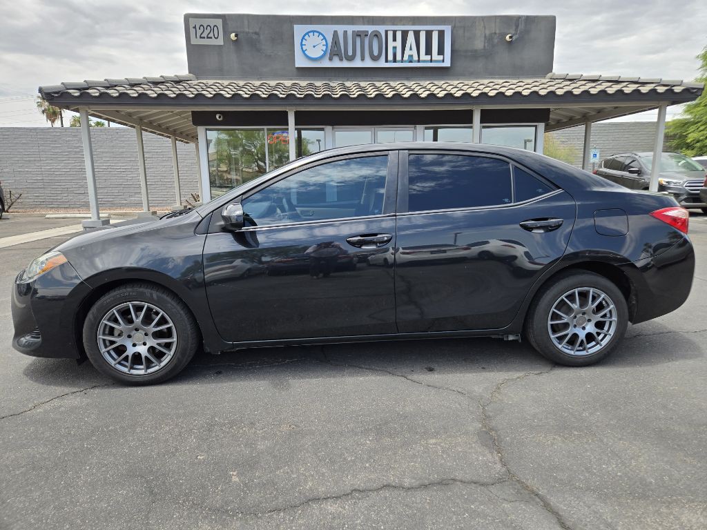 2019 Toyota Corolla Image 2