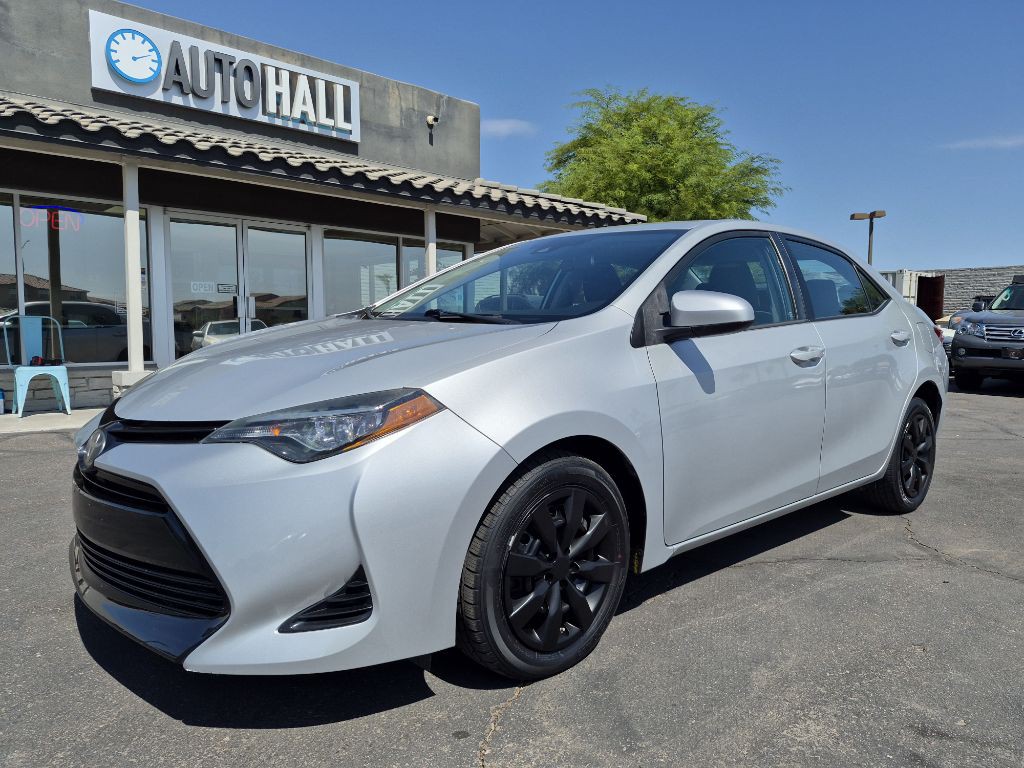 2017 Toyota Corolla Image 1