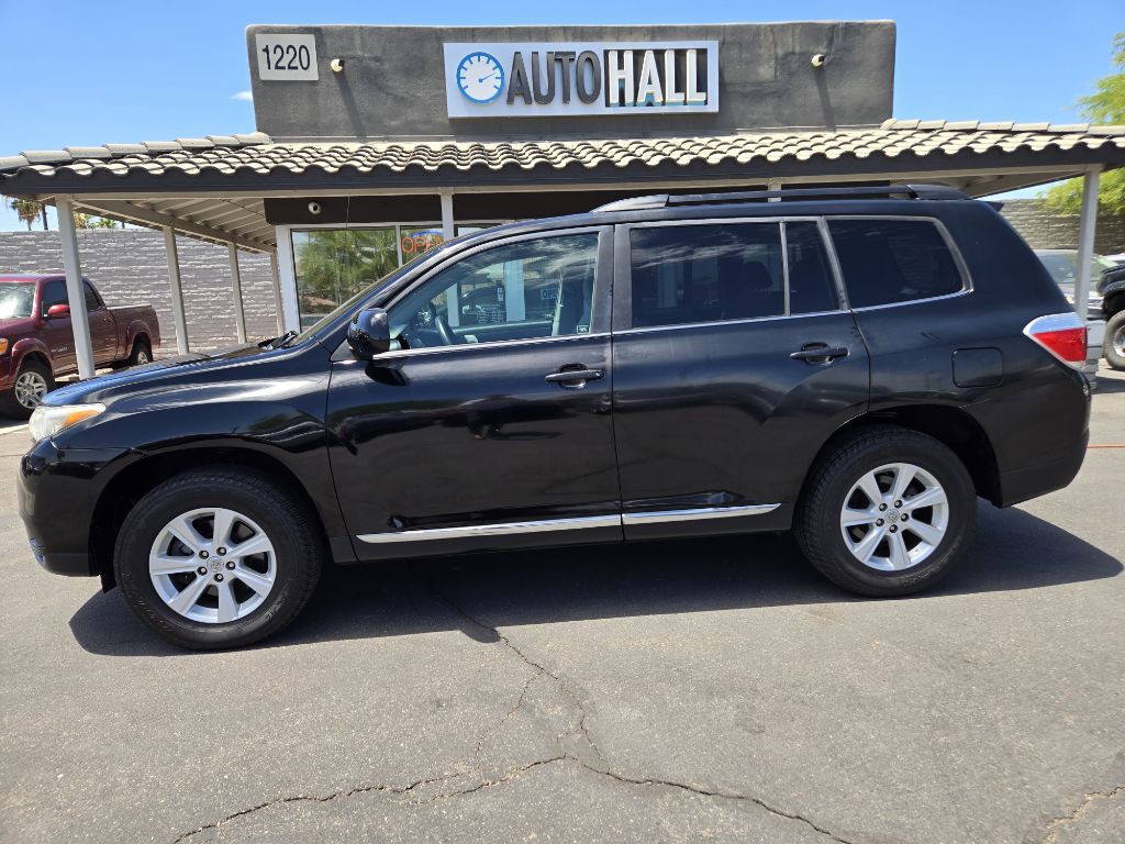 2011 Toyota Highlander Image 2
