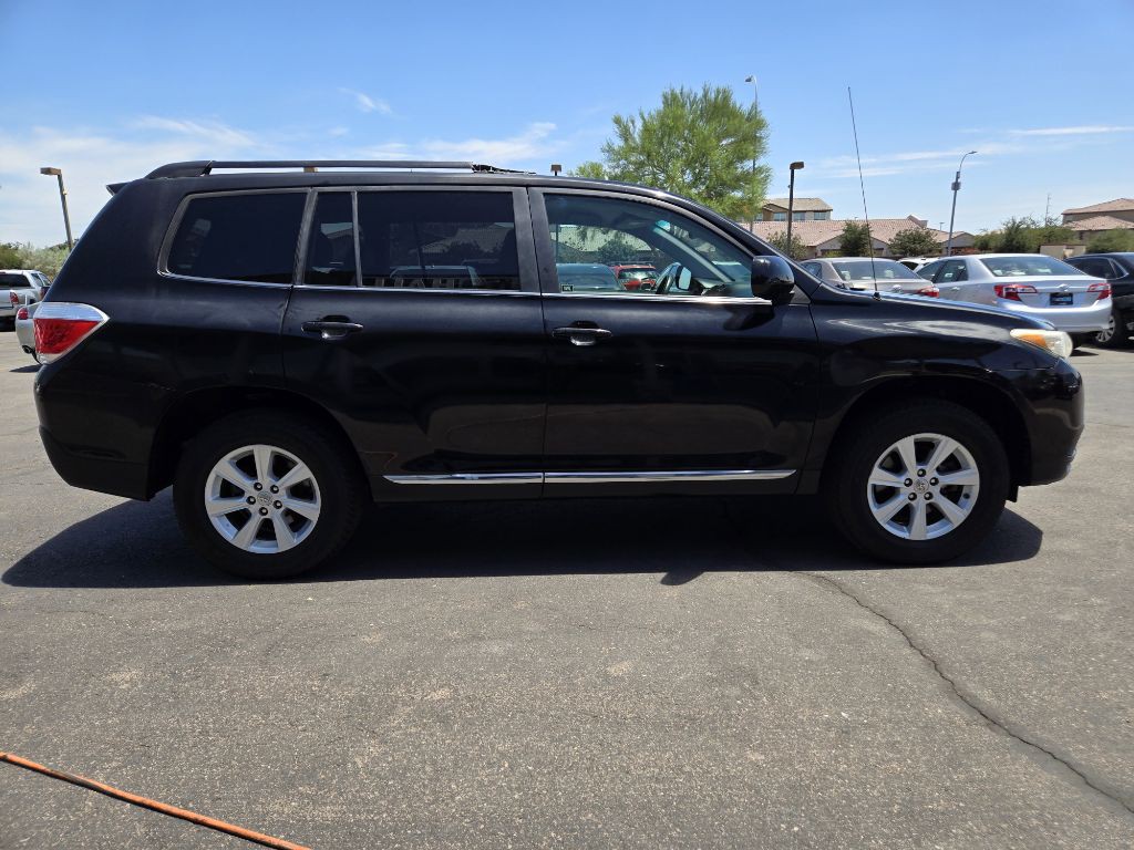 2011 Toyota Highlander Image 6